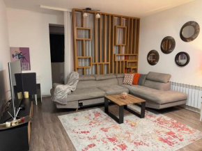 7 Studio Apartment